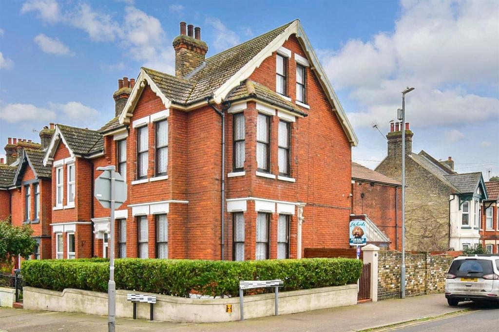 South Eastern Road, Ramsgate, Kent 6 bed semidetached house for sale