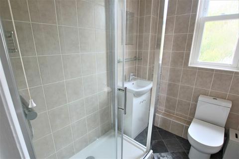 2 bedroom flat to rent, Combe Down, Pearson Lane, Shawford