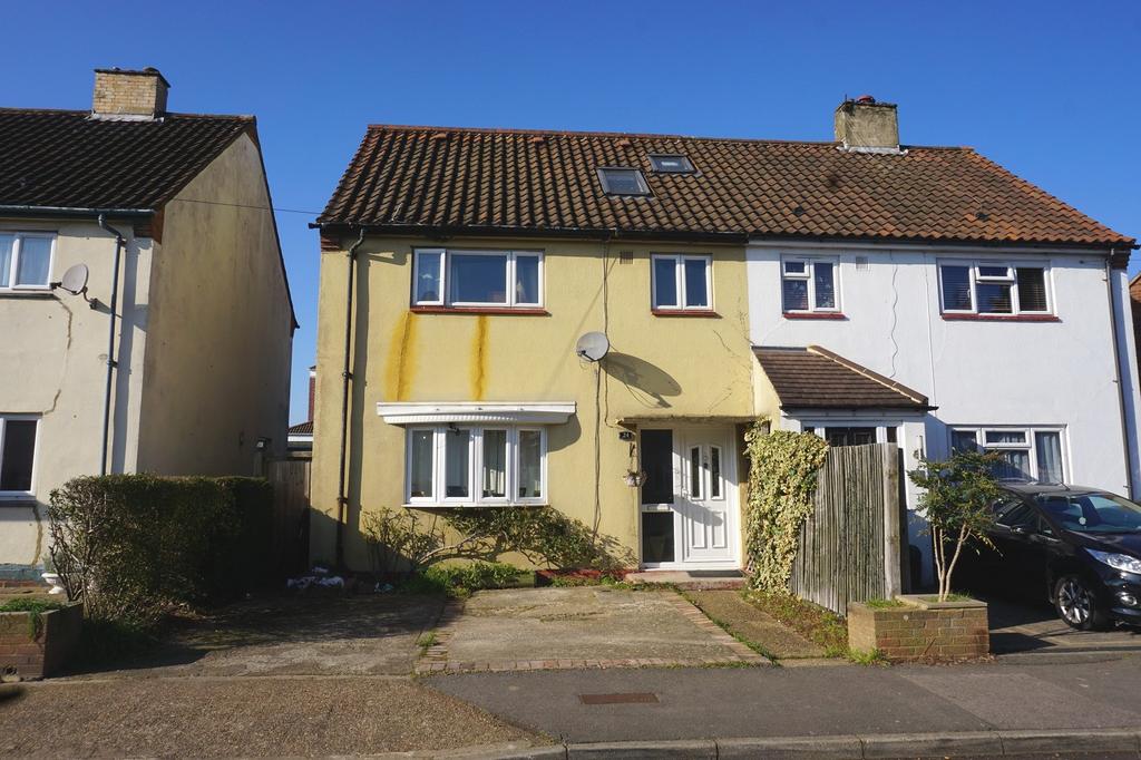 Woodgate Avenue, Chessington, Surrey. KT9 2RA 4 bed semidetached house