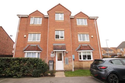 2 bedroom apartment to rent, Mill View Road, HU17