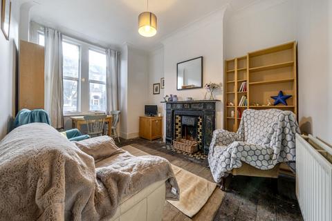 52 Avarn Road, London, SW17 9HA