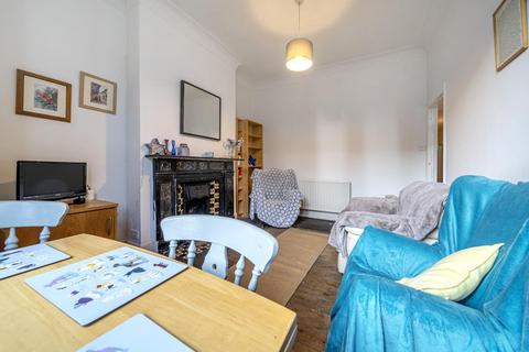 52 Avarn Road, London, SW17 9HA