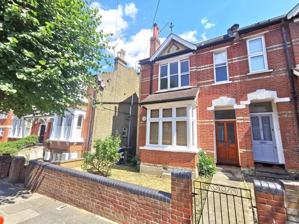 Substantial 5 Double Bed House