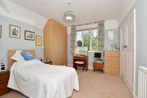 47 Salisbury Road, Banstead, SM7 2DP