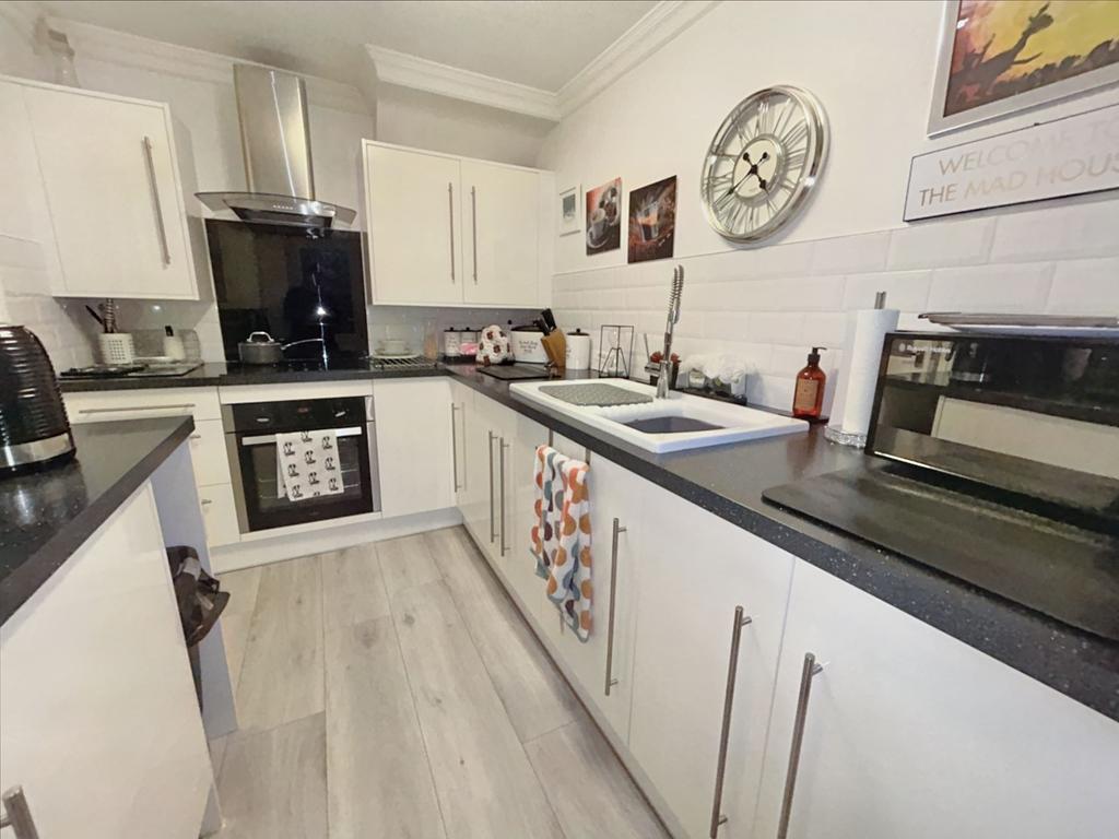 Highworth Drive, Springwell... 3 bed terraced house £160,000