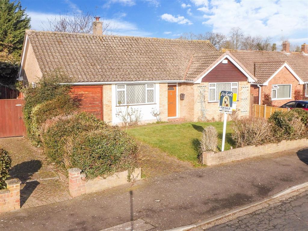 Wheatsheaf Way, Tonbridge, Kent 3 bed detached bungalow for sale £550,000