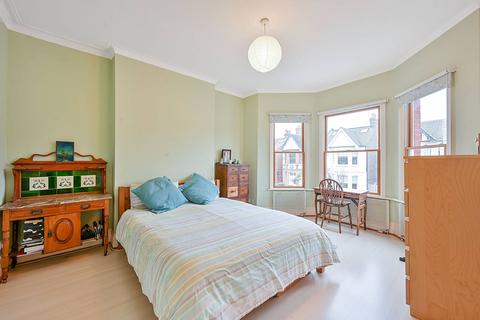 113 Coldershaw Road, London, W13 9DU