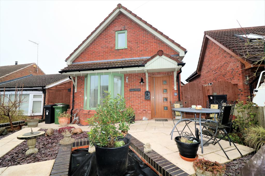 Lane, Wyre Piddle WR10 4 bed detached house for sale £499,950