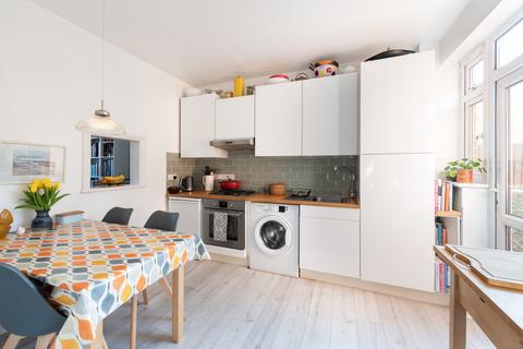 84 Hurstbourne Road, London, SE23 2AQ