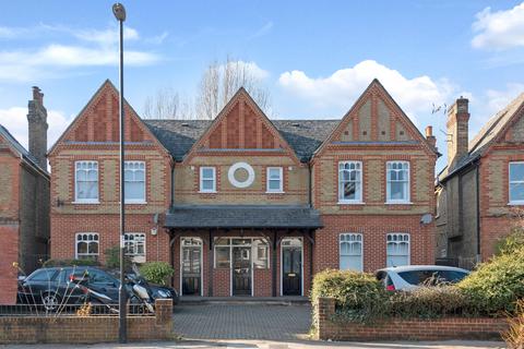 84 Hurstbourne Road, London, SE23 2AQ