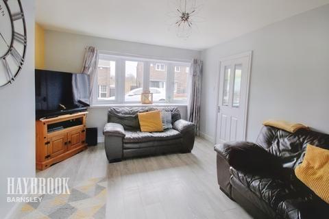 6 Edenfield Close, Barnsley, S71 2SG