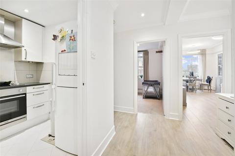 2 bedroom flat to rent, Meridien House, Upper Berkeley Street