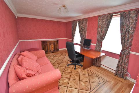 6 Hayton Close, Luton, LU3 4HD