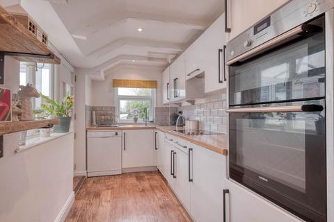 41 Hinton Fields, Bournheath, Bromsgrove, B61 9HT
