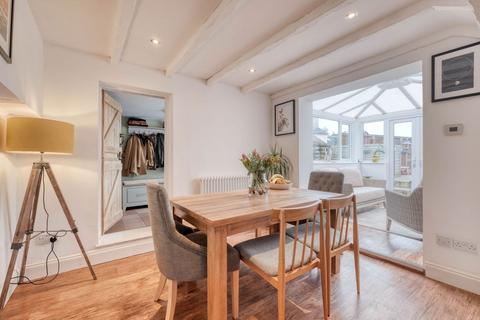 41 Hinton Fields, Bournheath, Bromsgrove, B61 9HT
