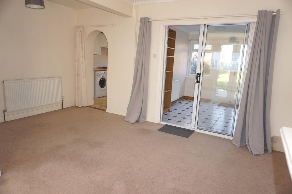 Roebuck Road, Chessington, Surrey.... 2 bed end of terrace house £425,000