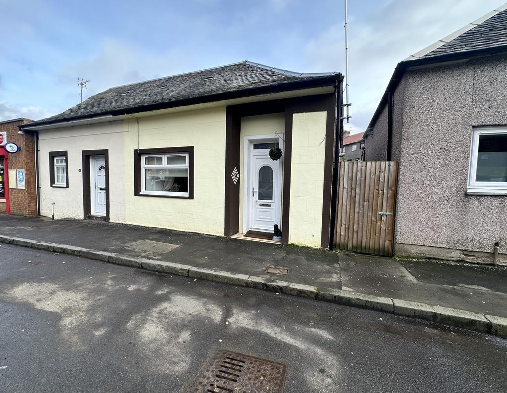 Main Street, Coalsnaughton FK13 2 bed semidetached bungalow £89,950
