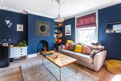 32 Cornfield Road, Reigate, RH2 7HE