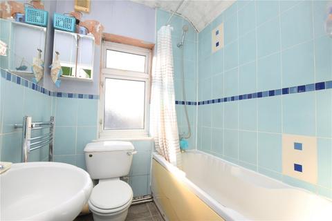 60a Valence Wood Road, Dagenham, RM8 3AP