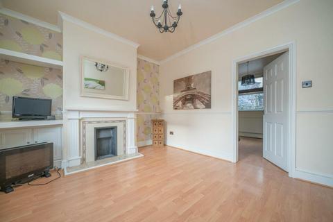 31 Crompton Road, Macclesfield, SK11 8DS