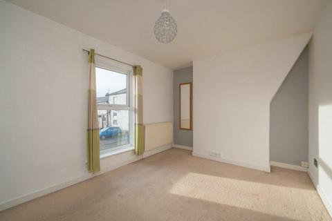 31 Crompton Road, Macclesfield, SK11 8DS