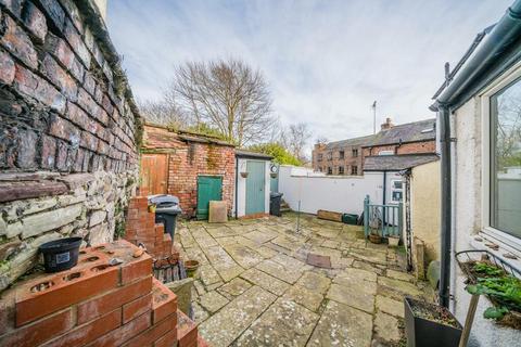 31 Crompton Road, Macclesfield, SK11 8DS