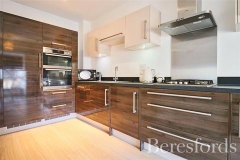 5 Bridgefields Close, Hornchurch, RM11 1GQ