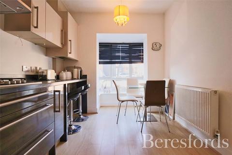 5 Bridgefields Close, Hornchurch, RM11 1GQ
