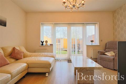 5 Bridgefields Close, Hornchurch, RM11 1GQ