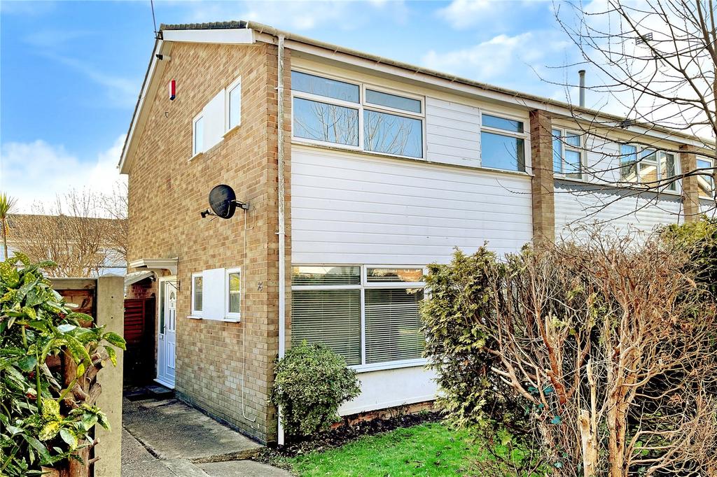 Meadowside, Angmering, West Sussex 3 bed end of terrace house £310,000