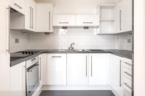 undefined, 7th floor, Blenheim Centre, v short walk to Tube!
