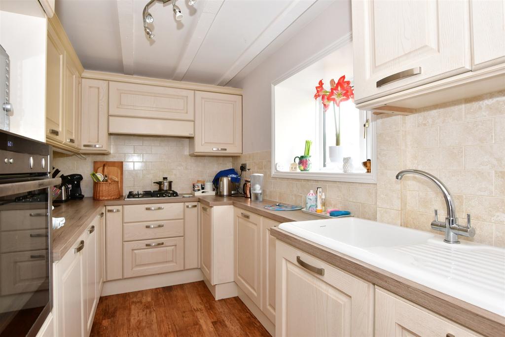 Sandford Barns, Sandford, Ventnor, Isle of Wight 2 bed detached