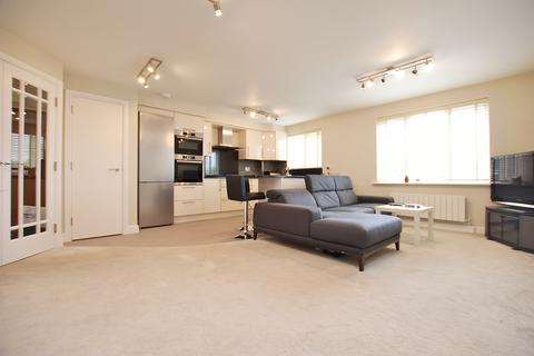 2 bedroom apartment to rent, Kingfisher Drive, Guildford, Surrey, GU4