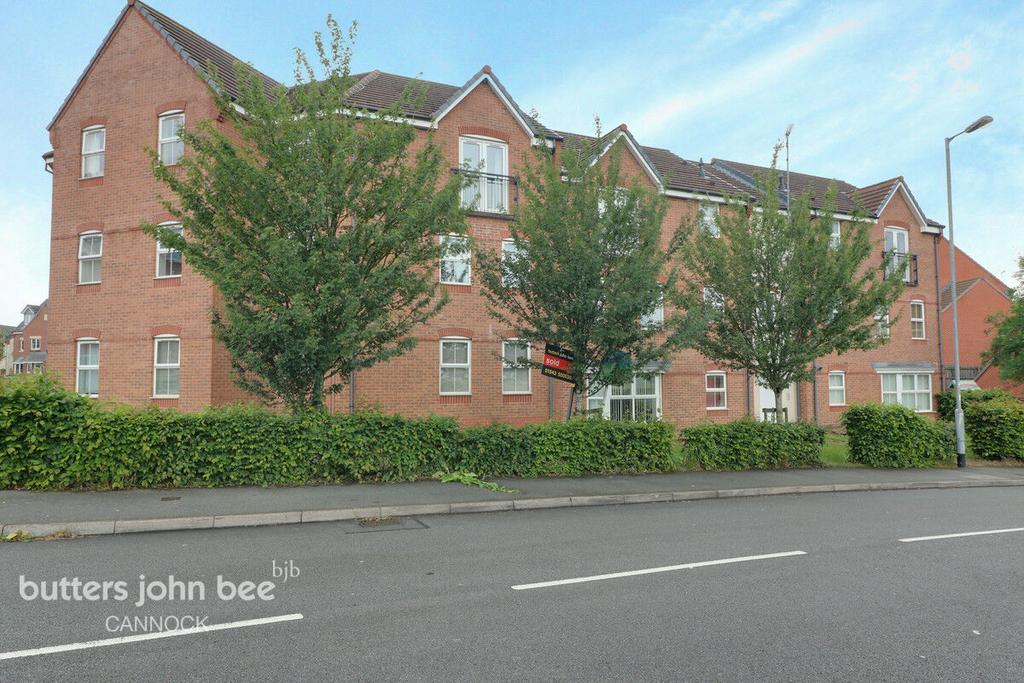 Lupin Drive, Cannock 2 bed apartment for sale £50,000