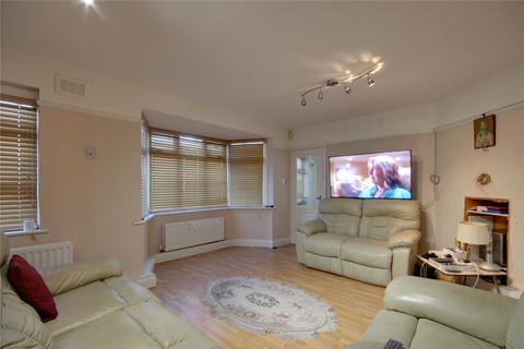 42 Glenloch Road, Enfield, EN3 7HN