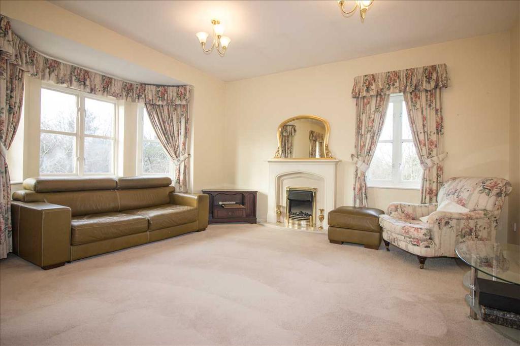 Carnoustie Court, Monkseaton, Whitley... 2 bed flat £695 pcm (£160 pw)
