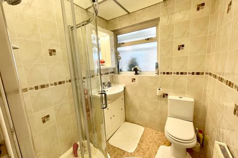11 Agnes Avenue, Leigh-on-sea, SS9 3SX