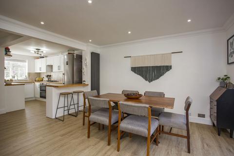 undefined, Redleaf Close, Tunbridge Wells