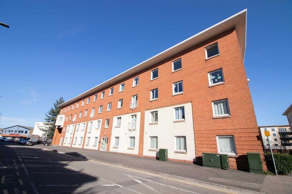 Carlotta Way Front