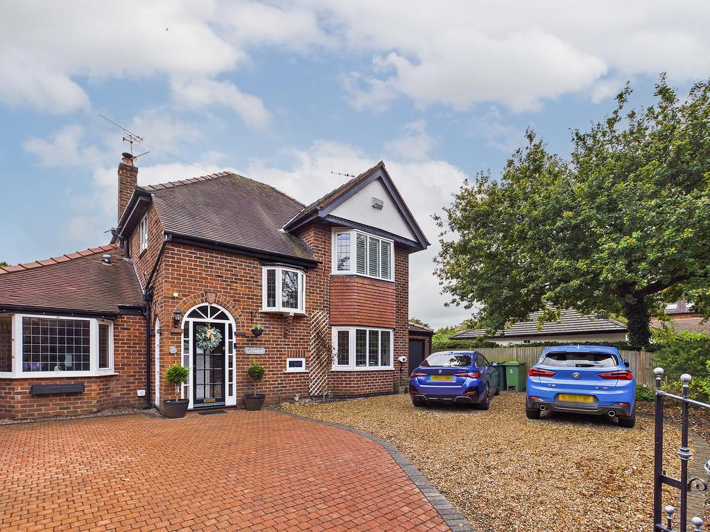 Demage Lane, Upton, Chester 4 bed detached house £750,000