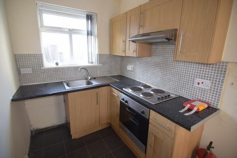 Studio to rent, Holmfield Road, Blackpool