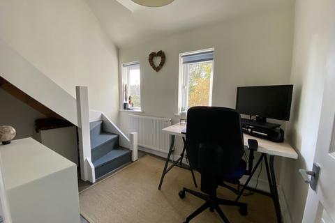 9 Amberley Road, Olton, Solihull, B92 7NP