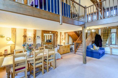 4 bedroom barn conversion for sale - Onehouse Hall Hamlet, Onehouse