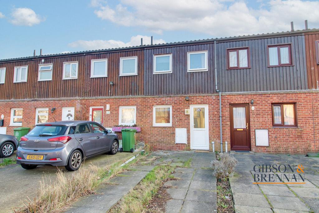 Daltons Fen, Basildon, SS13 2 bed terraced house for sale £240,000