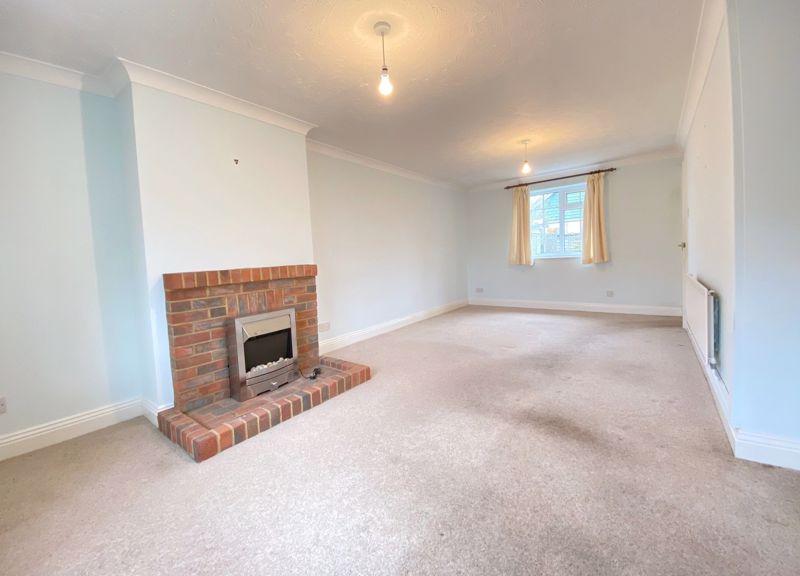 Hillwood Lane, Warminster 2 bed semidetached house £295,000