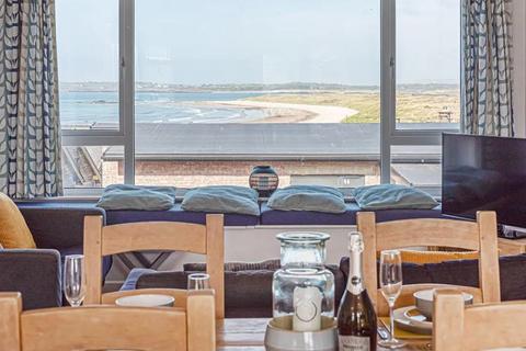 2 bedroom apartment for sale, Rhosneigr, Isle of Anglesey
