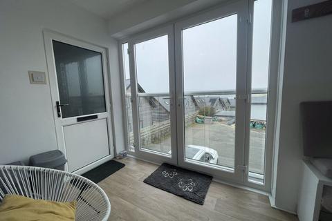 2 bedroom flat for sale, Bryn Colyn, Rhosneigr, Anglesey, LL64