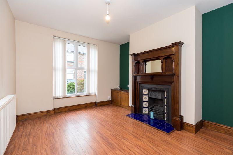 Holme Terrace, Swinley, Wigan, WN1 2HH 2 bed terraced house £750 pcm