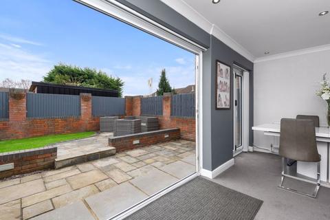 54 Buckingham Drive, Luton, LU2 9RA