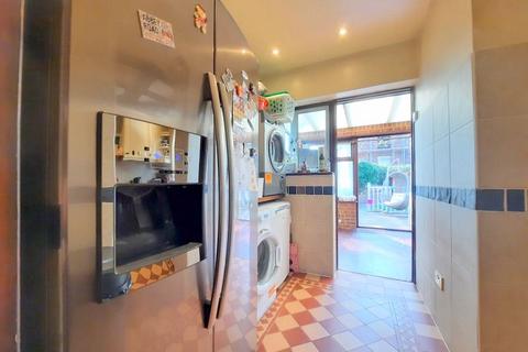 32 Pates Manor Drive, Feltham, TW14 8JJ